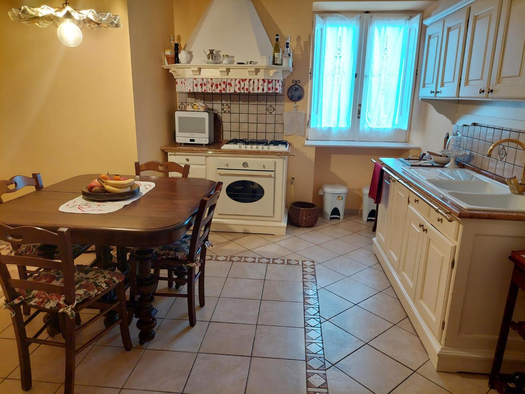 Casa Di Corte In Centro Storico Καζέρτα Εξωτερικό φωτογραφία